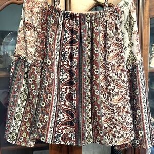 By & By GORGEOUS sheer flowy off the cold shoulder L NWT!